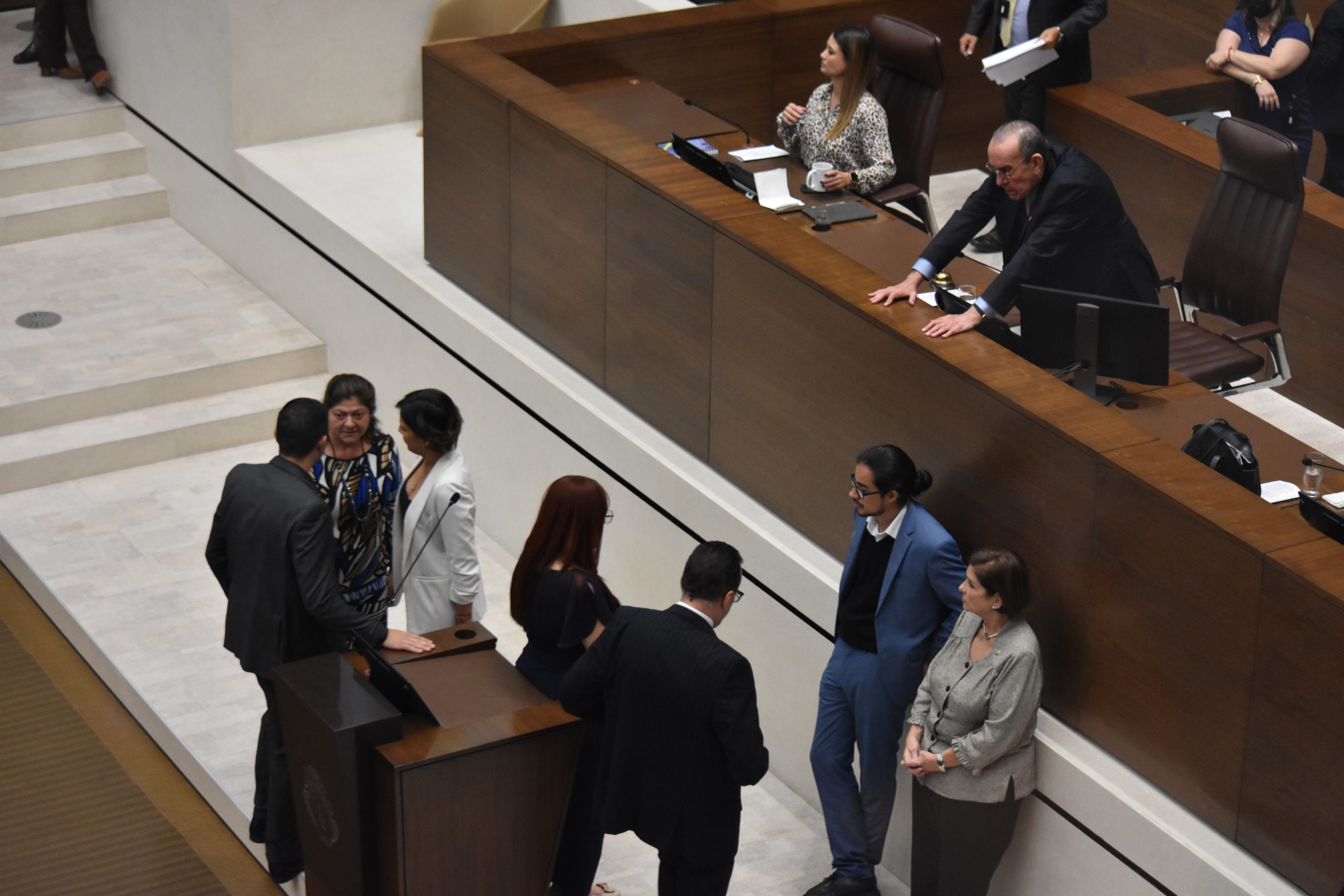 Imagen principal del artículo: Cámara de Comercio se opone a proyecto para sancionar patronos por discriminación salarial basada en género