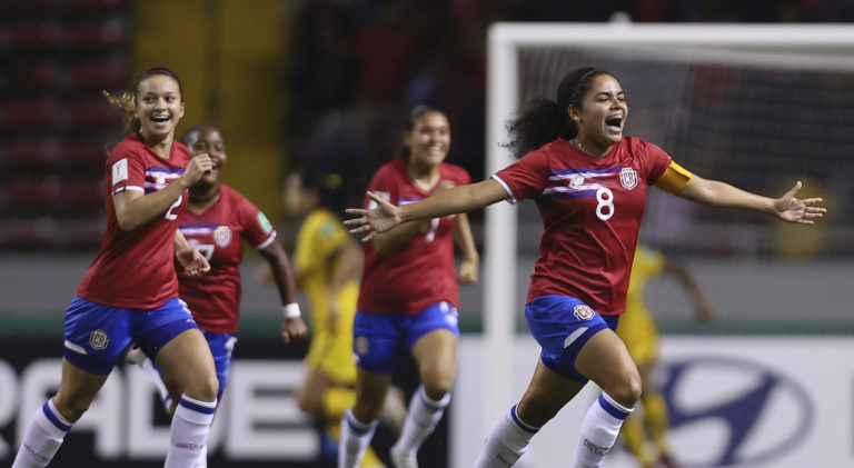 Espectacular gol de Alexandra Pinell le da la vuelta al mundo: lo consideran digno del Premio Puskás