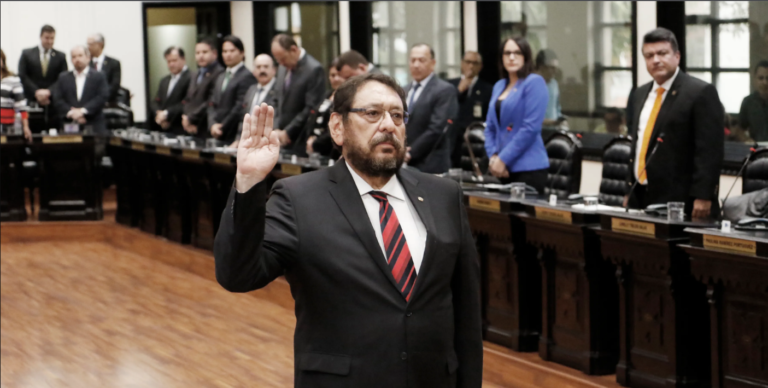 Falleció el magistrado Román Solís Zelaya a los 68 años de edad
