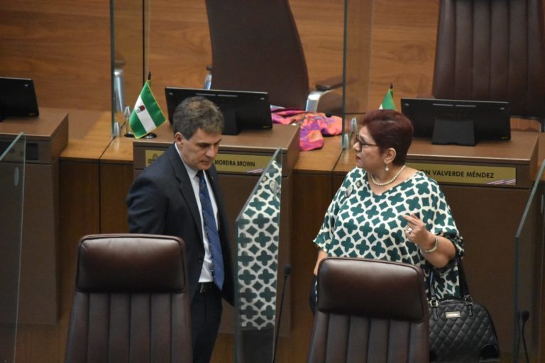 Un mensaje para Dinorah Barquero y demás diputaciones del PLN