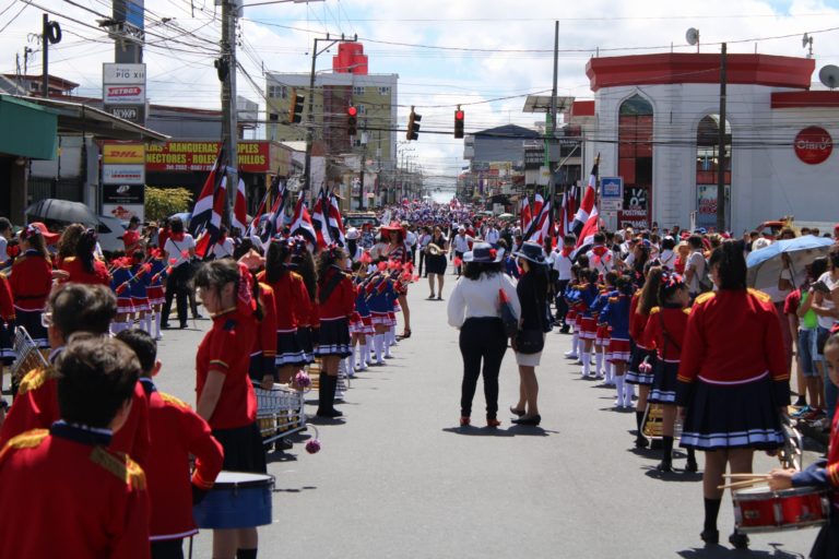 Las fiestas por la independencia regresaron a las calles