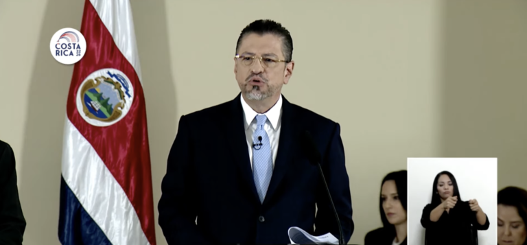 Presidencia y Hacienda anuncian presentación de proyecto para vender el BCR