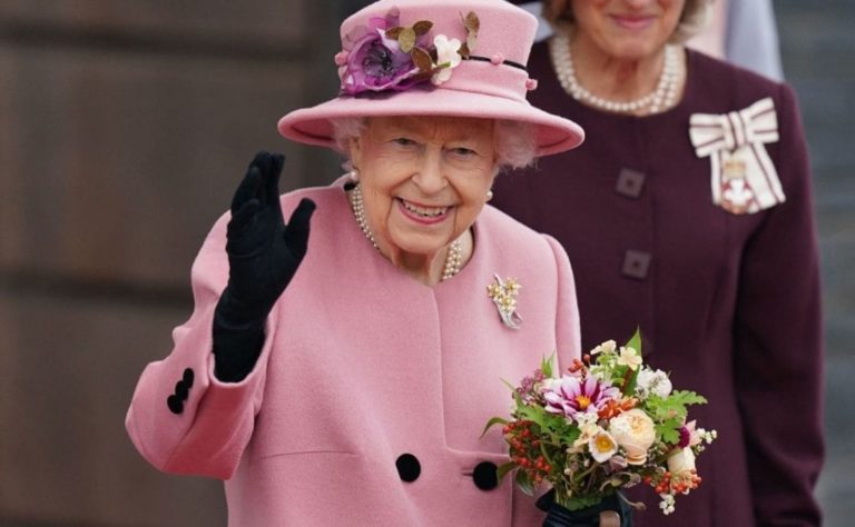 Costa Rica y el mundo expresan su lamento por la muerte de la reina Isabel II