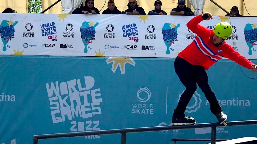 Imagen principal del artículo: Patinador de Sarchí hace historia en los World Skate Games Argentina 2022: ¡Se afianzó en el Top-15 del mundo!