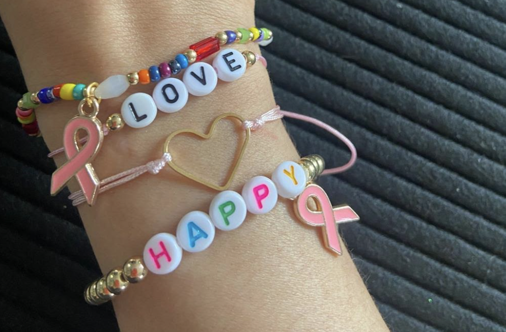 Imagen principal del artículo: Programa Pulseras con Propósito apoyará a vecina de San Carlos en su lucha contra el cáncer de mama