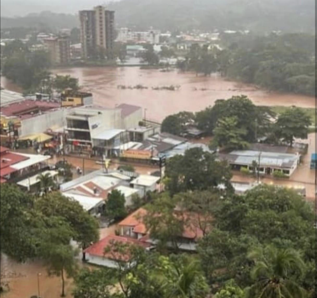 Imagen principal del artículo: CNE cambia alertas: Pacífico Central, Norte y Valle Central bajan a verde; Zona Sur se mantiene en alerta naranja