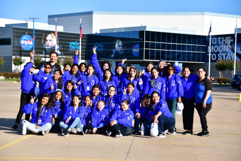 16 niñas costarricenses participarán en "Ella es Astronauta" y cumplirán su sueño de llegar a la NASA