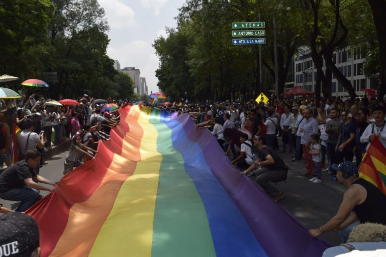 El matrimonio igualitario ya es legal en todo México