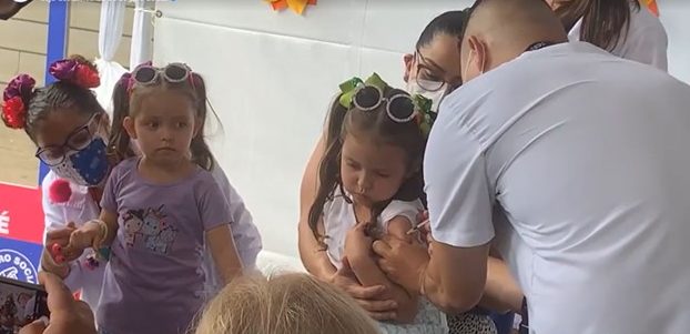 Imagen principal del artículo: Costa Rica inicia vacunación contra COVID-19 en menores de 6 meses a 5 años