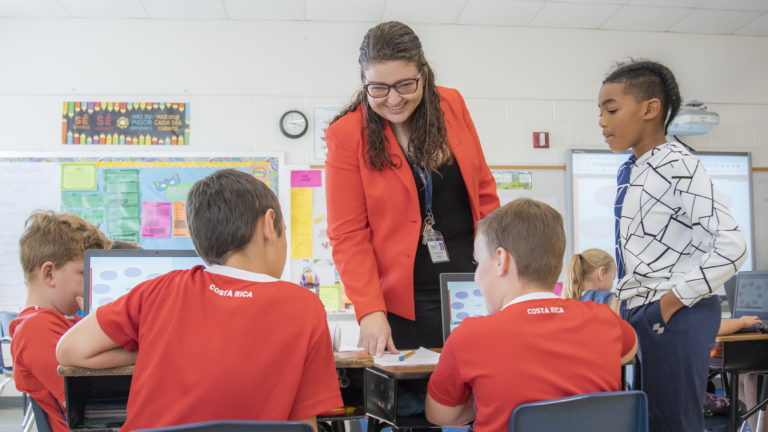 Programa abre convocatoria para que 200 docentes latinoamericanos enseñen en Estados Unidos