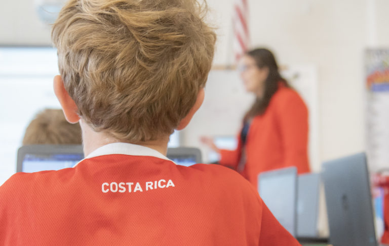 Organización recluta a educadores costarricenses para que trabajen en Estados Unidos