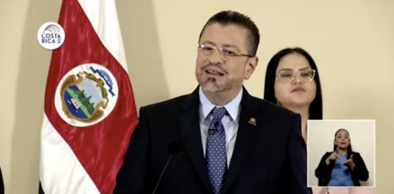 Gobierno firma decreto que ampliará los productos de la canasta básica