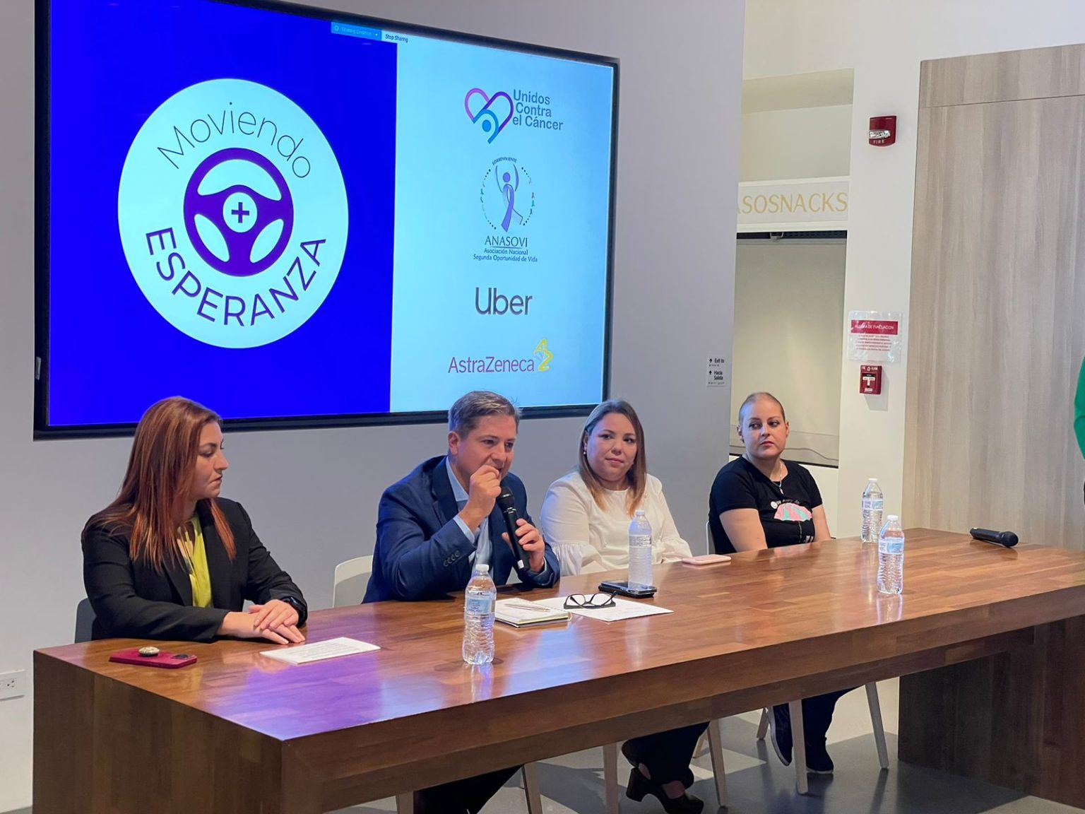 Imagen principal del artículo: Organizaciones y empresas se unen para ayudar a pacientes oncológicos en condición de vulnerabilidad