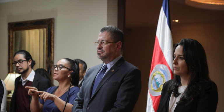 Eurobonos ponen al Ejecutivo a correr