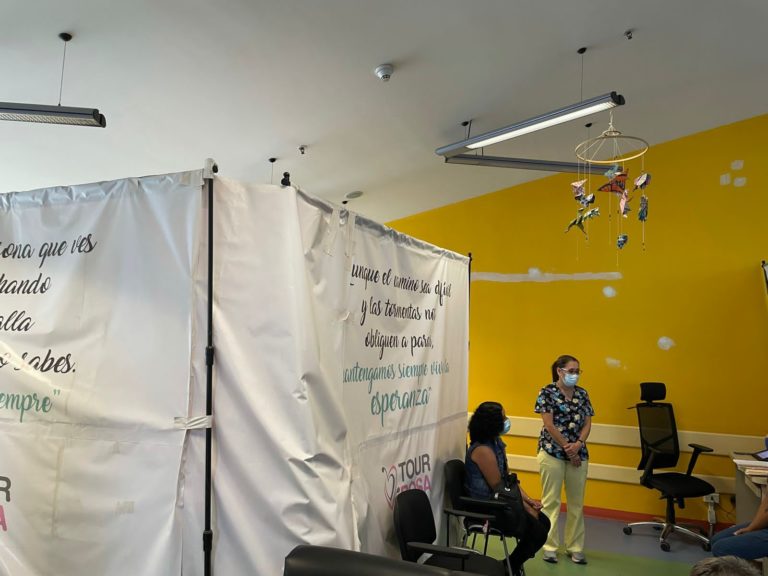 Donación de Pilsen permite remodelar salas de tratamiento oncológico en el Hospital México