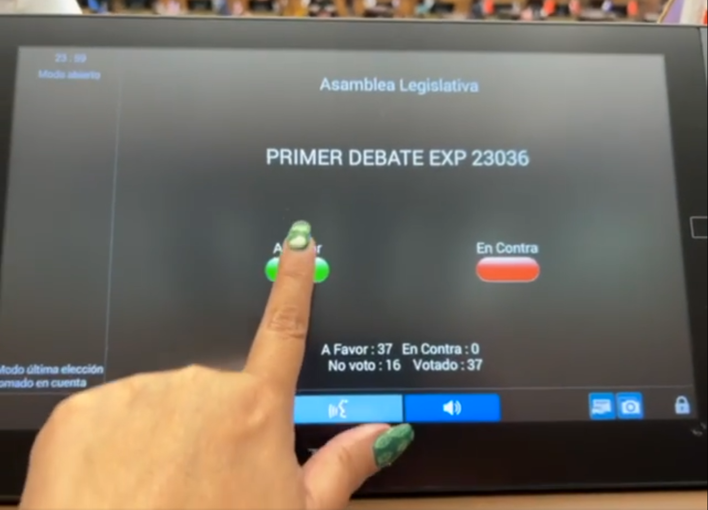 Imagen principal del artículo: Aprobada en primer debate emisión de eurobonos por $5000 millones