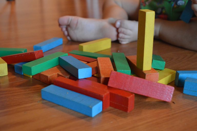 Montessori educando para la paz… Reto para la educación costarricense