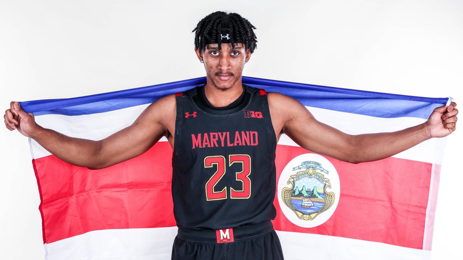 Imagen principal del artículo: Basquetbolista costarricense Ian Martínez conquistó su primer trofeo con la Universidad de Maryland