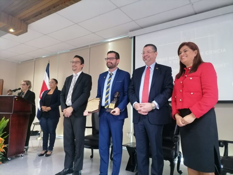 Un ingeniero eléctrico y un agrónomo reciben el Premio Nacional Clodomiro Picado Twight 2022