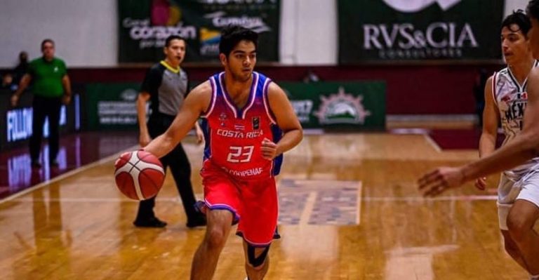 Destacan al tico Andrés Mora como uno de los mejores basquetbolistas colegiales de Estados Unidos