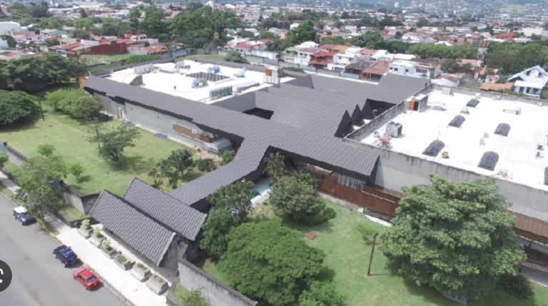 CONARE abre concurso de becas para proyectos de graduación e investigación científica