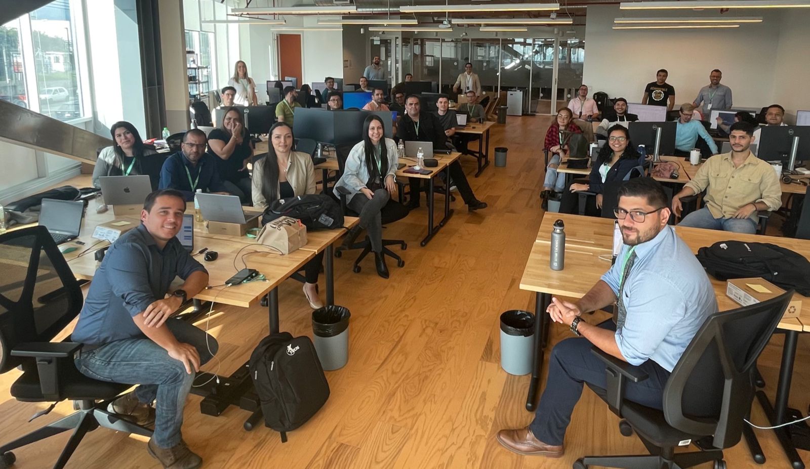 Imagen principal del artículo: Empresa Smartsheet anuncia ampliación de operaciones en el país y apertura de nuevos empleos