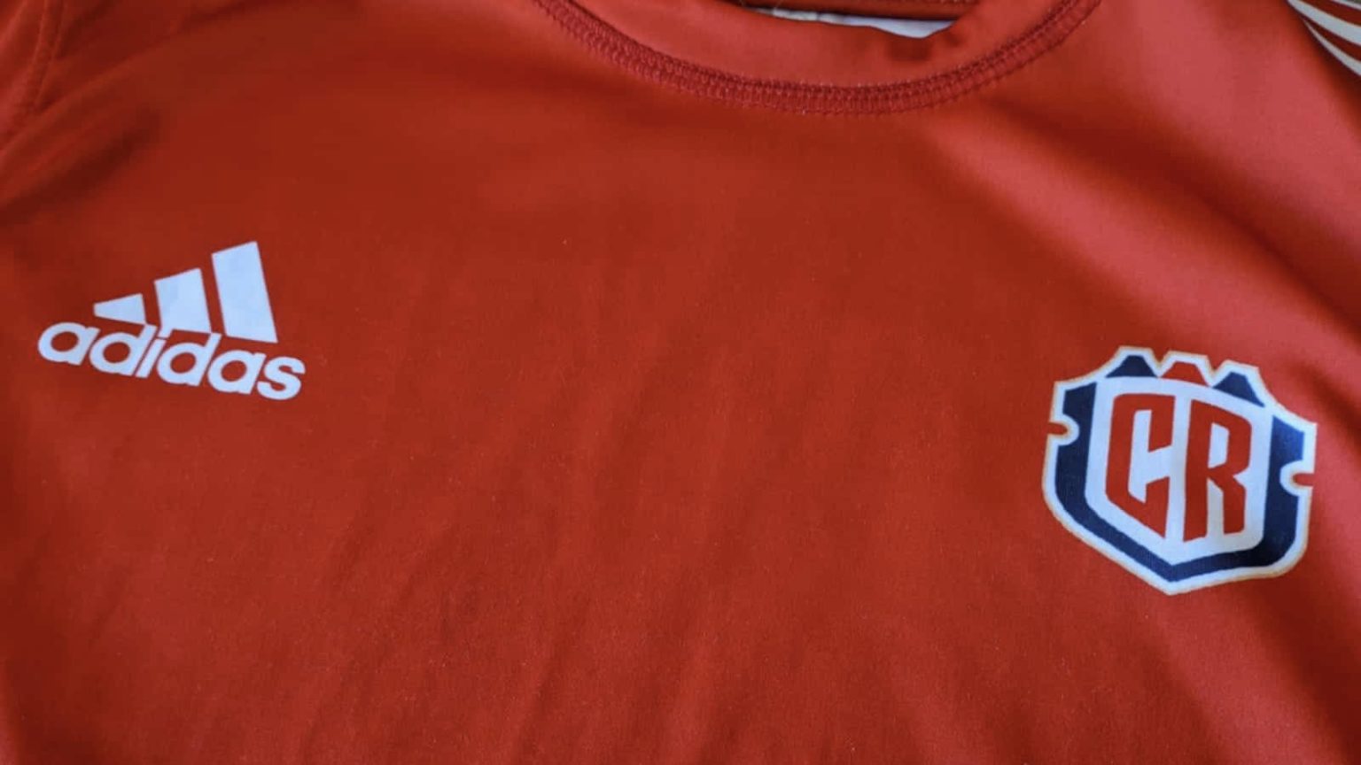 Imagen principal del artículo: Oficial: Adidas es el nuevo patrocinador de la selección nacional de Costa Rica