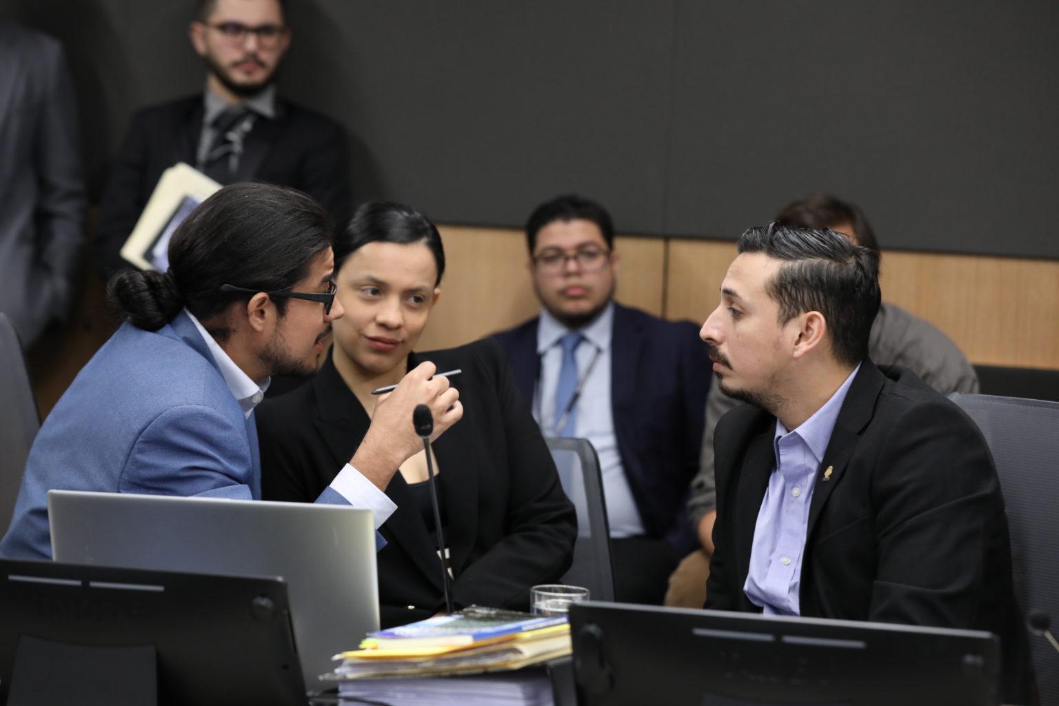 Imagen principal del artículo: Frente Amplio presenta a la corriente legislativa reformas electorales propuestas por el TSE