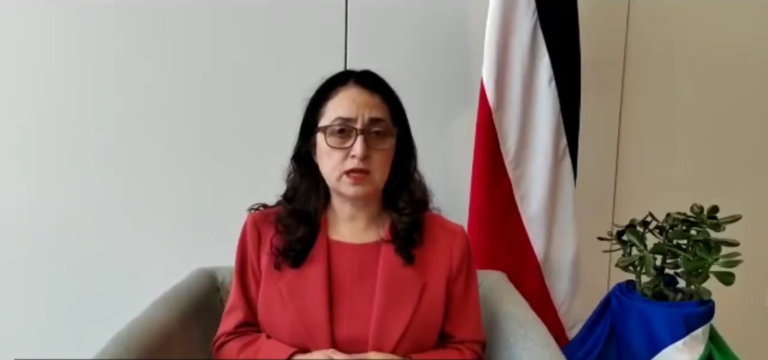 "Que los costarricenses analicen y sopesen"