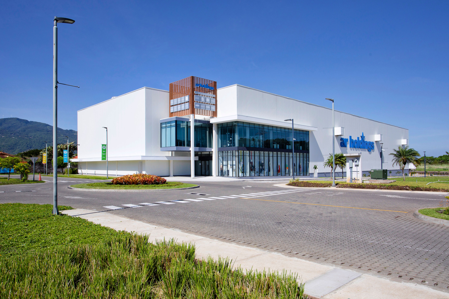 Imagen principal del artículo: Empresa AR Holdings anuncia apertura de más de 100 puestos de trabajo