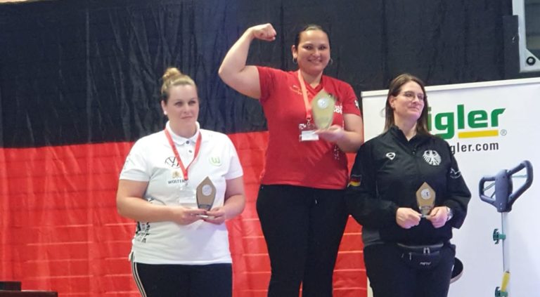 Costarricense Rosa Baltodano se corona campeona nacional de pulsos en Alemania