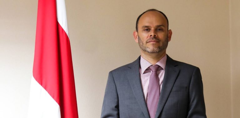 Carpas penitenciarias encienden la polémica