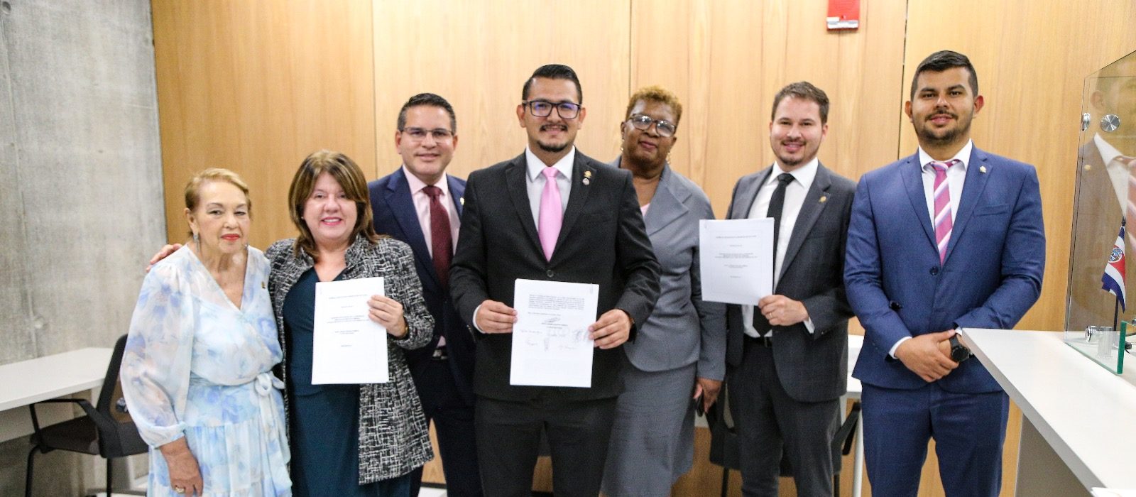 Imagen principal del artículo: Nueva República presenta inviable proyecto para "interpretar auténticamente" la Convención Americana de Derechos Humanos