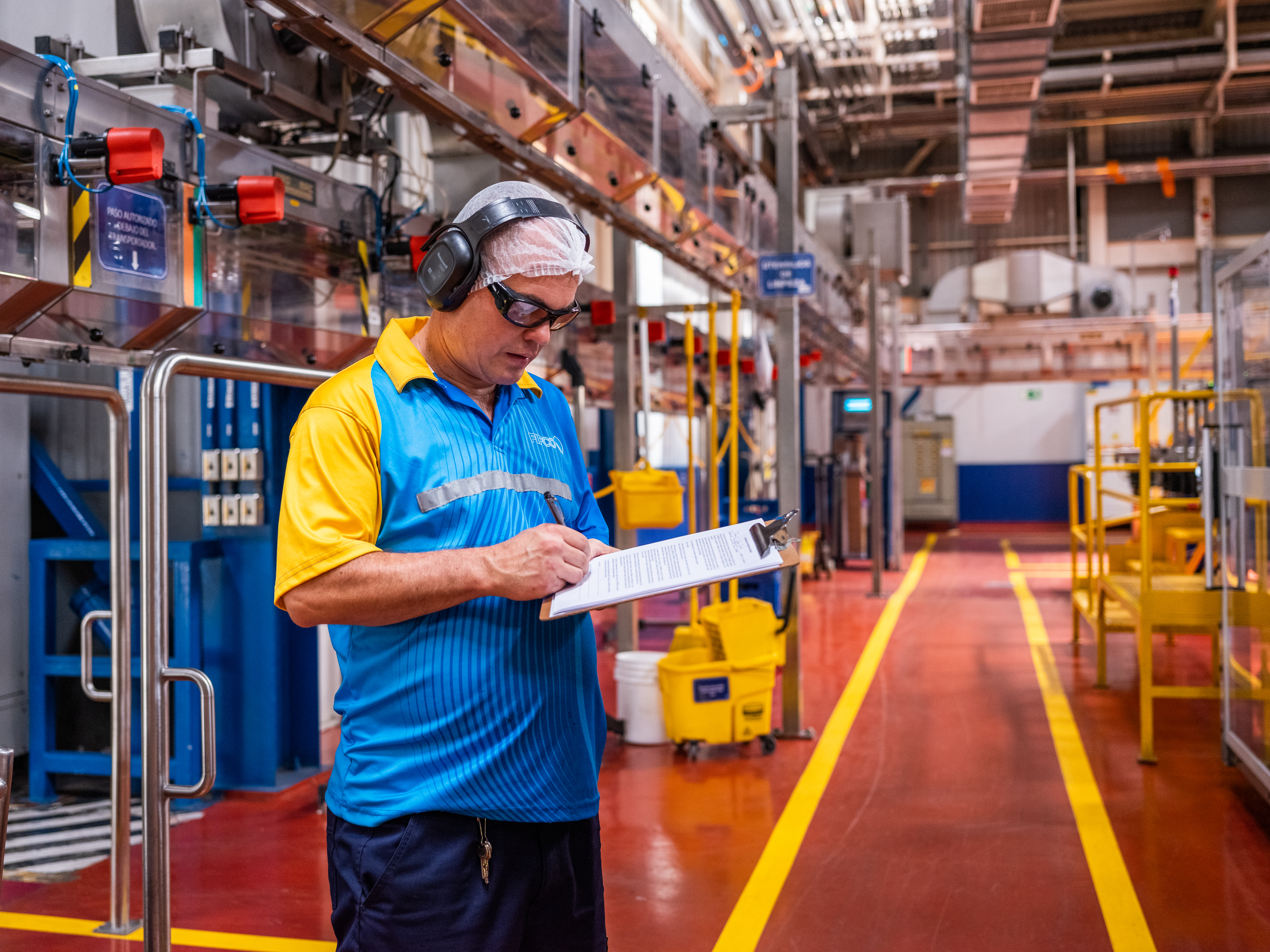 Imagen principal del artículo: FIFCO se convierte en la primera empresa del sector en obtener certificación internacional de continuidad del negocio