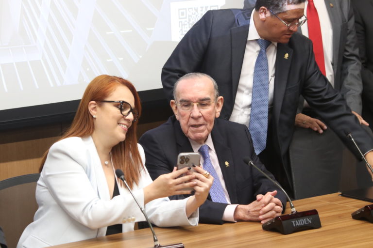 PLN y FA eligen nuevas jefaturas de fracción; Arias anunciará si buscará reelegirse después de Semana Santa