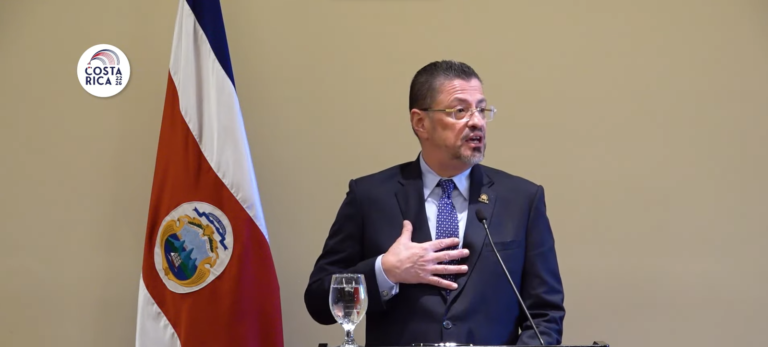 Chaves: "yo no estoy metiéndome en beligerancia política"