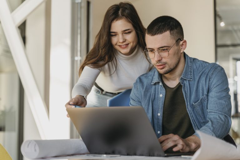 Academia ofrece 300 becas para formación en competencias digitales para la empleabilidad