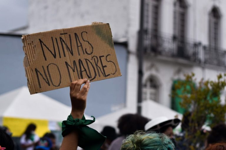 Fiscalía acusa de violación y secuestro al padre de Keibril: investigación por homicidio sigue en curso