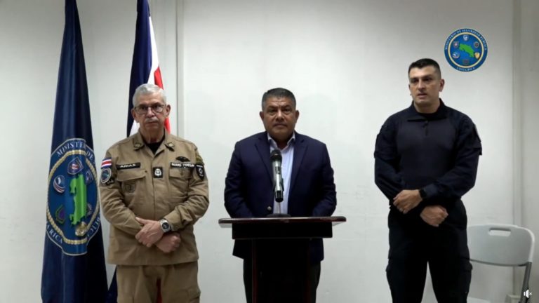 Ministro de Seguridad tras diálogo con policías por protestas: "Ninguno se hace responsable"