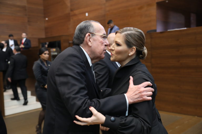 María Marta Carballo del PUSC y Manuel Morales del PPSD electos secretarios del Directorio del Congreso