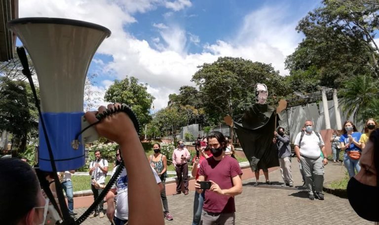 Universitarios convocan a manifestación contra propuesta de recorte a presupuesto de Cultura