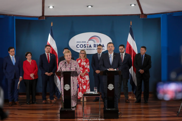 ¿Educación a capricho? Una respuesta crítica a la exministra Müller