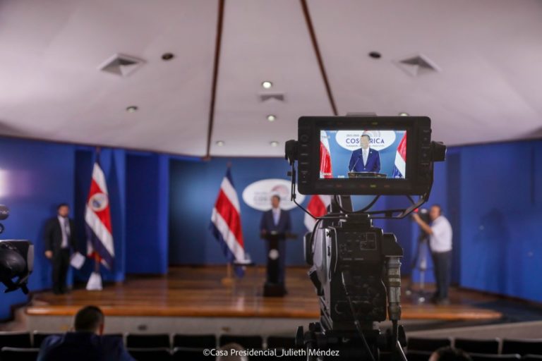 Gobierno designa a Arnold Zamora como nuevo director de Información y Comunicación