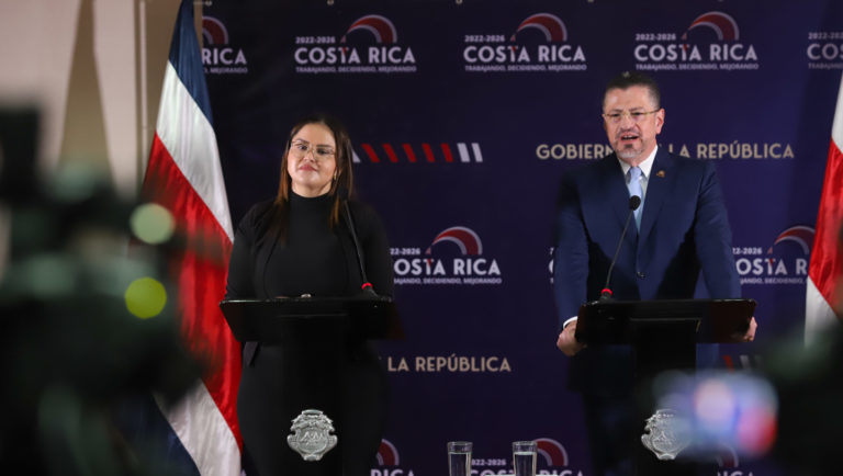 Sala IV condena al Estado por ataques de Rodrigo Chaves a periodistas