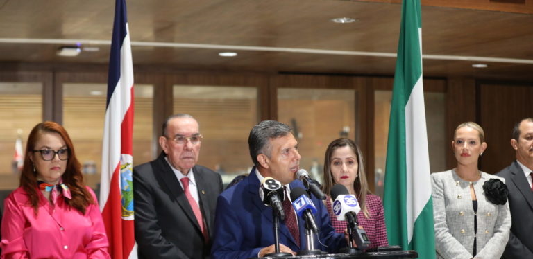 PLN se desmarca de Delgado, la Caja del Hospital de Cartago y sector cultura de su ministra