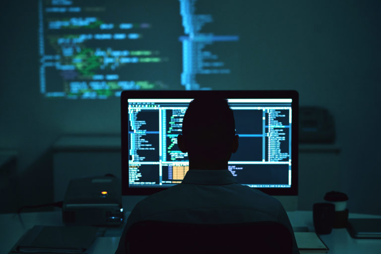 Habilitan cursos en línea gratuitos sobre computación en la nube con AWS