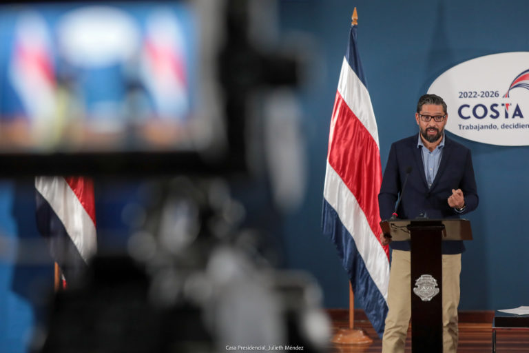 Fernando Sandi Chacón renuncia como presidente del SINART