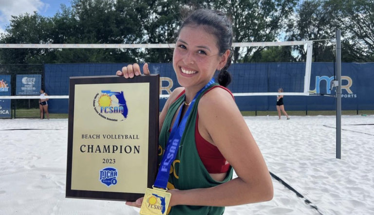 Voleibolista tica Ana Paula Fallas fue incluida en el equipo ideal universitario de Estados Unidos