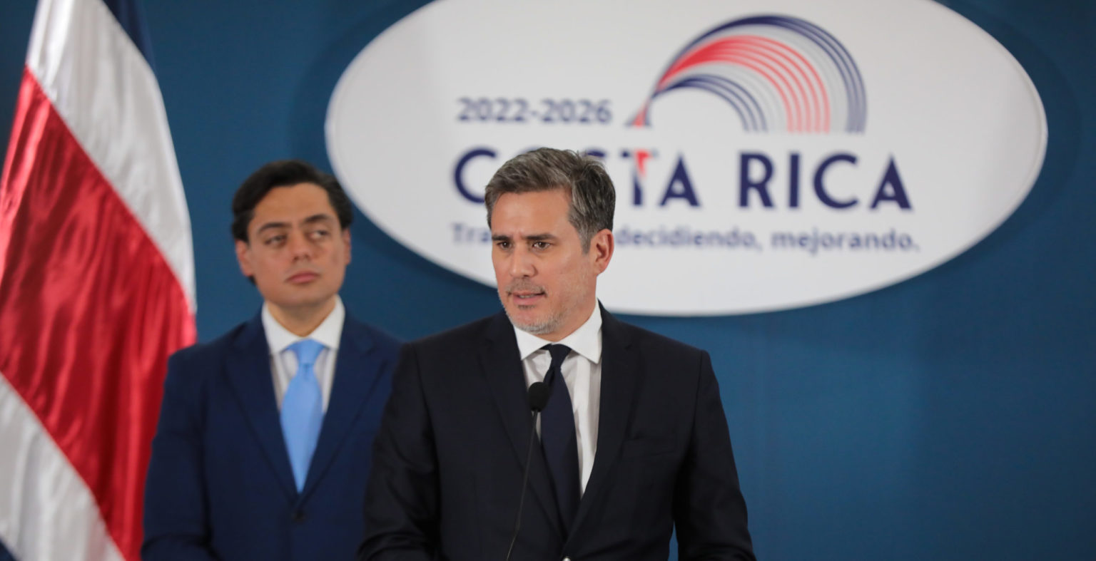 Imagen principal del artículo: Ministro Tovar deberá dar cuentas al Plenario por rompimiento con Cinde
