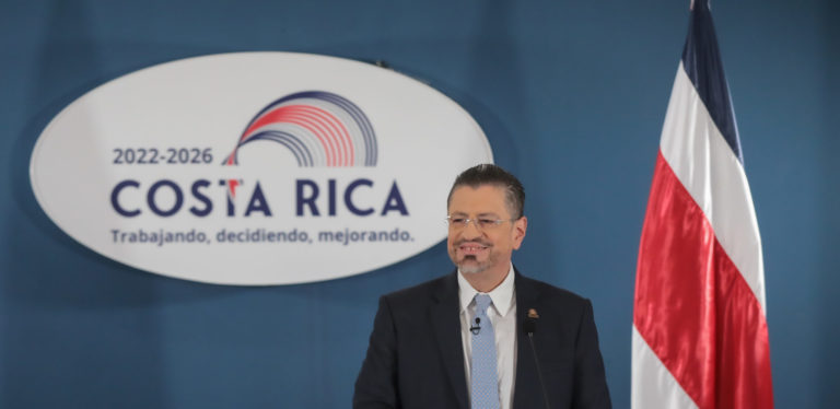 Argumentos del presidente a favor de la explotación del gas natural en Costa Rica son una burla a nuestro modelo de desarrollo